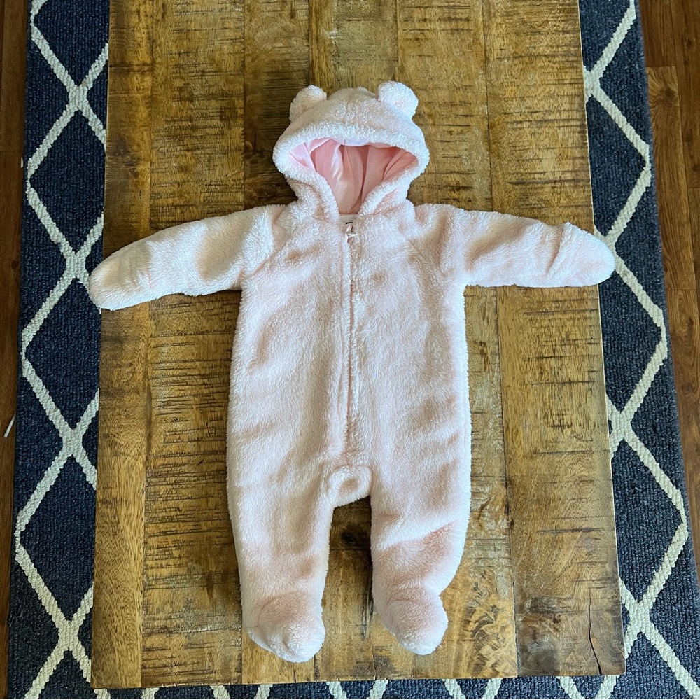 Old Navy Unisex Teddy Bear Critter Costume Hooded One-Piece for Baby Sz 0-3